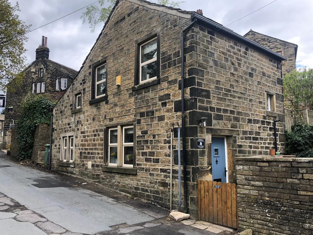 Stable Cottage, Towngate, Hepworth HD9